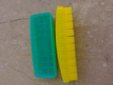 2 Pcs Plastic Cloth Washing Brush  *H 1.5 Inch*L 5 Inch*W 2 Inch*